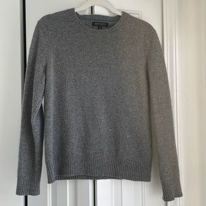 Grey sweater. Banana republic. Size small